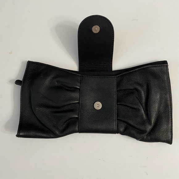 BCBGMAXAZRIA Paris Black Soft Leather Bow Clutch - Picture 4 of 11